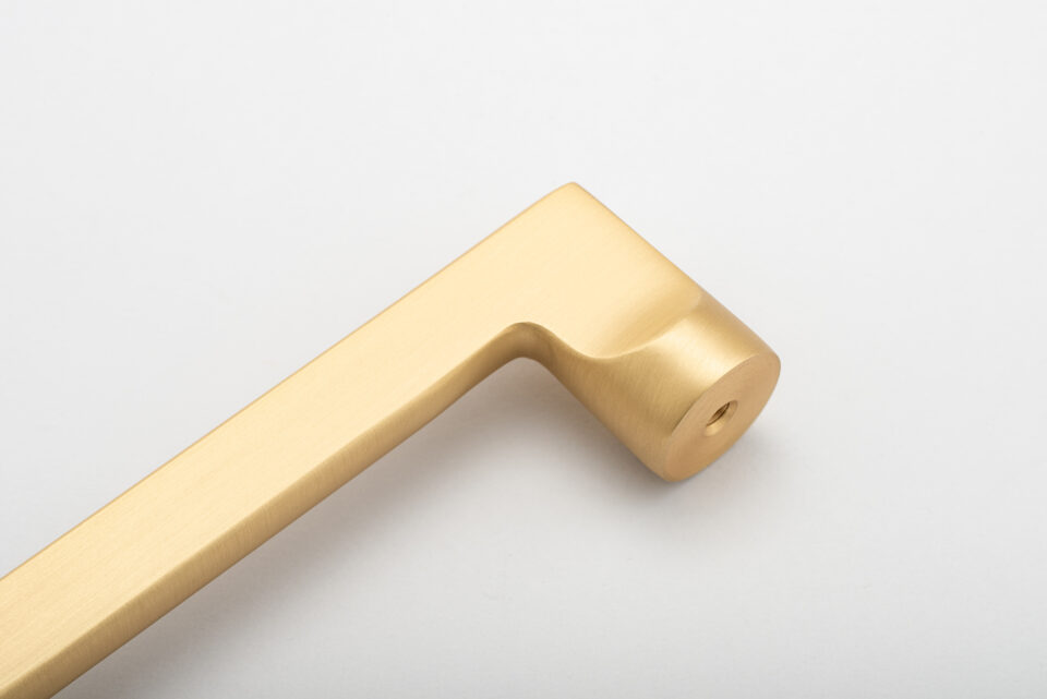 20926B - Baltimore Cabinet Pull with Backplate - CTC450mm - Brushed Brass