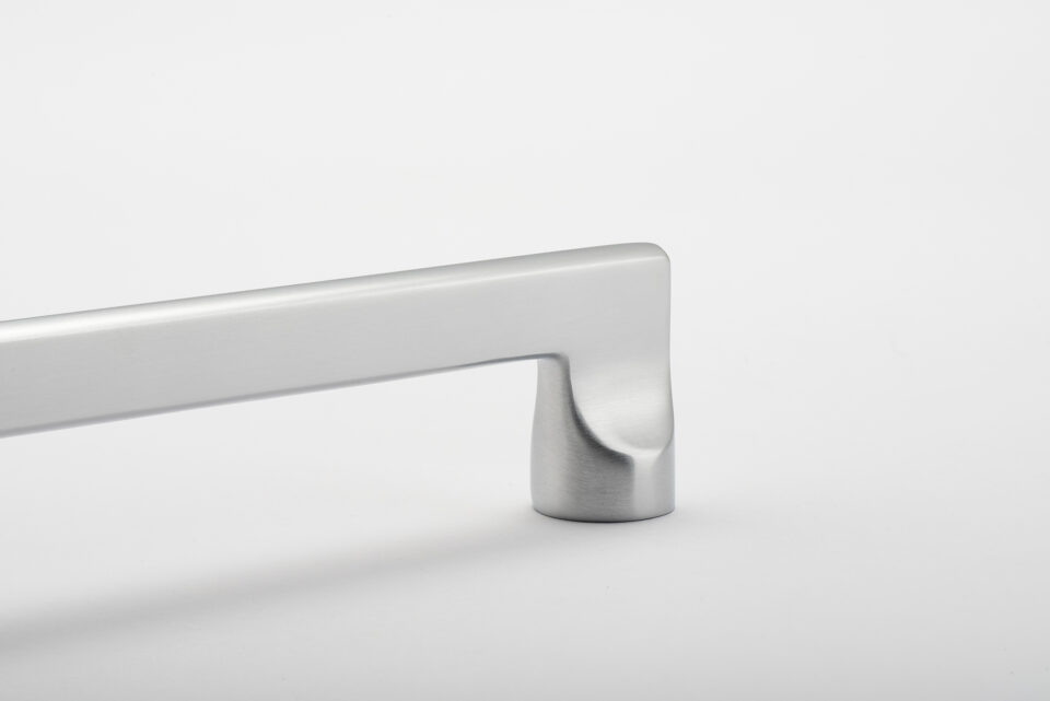 20915 - Baltimore Cabinet Pull - CTC320mm - Brushed Chrome