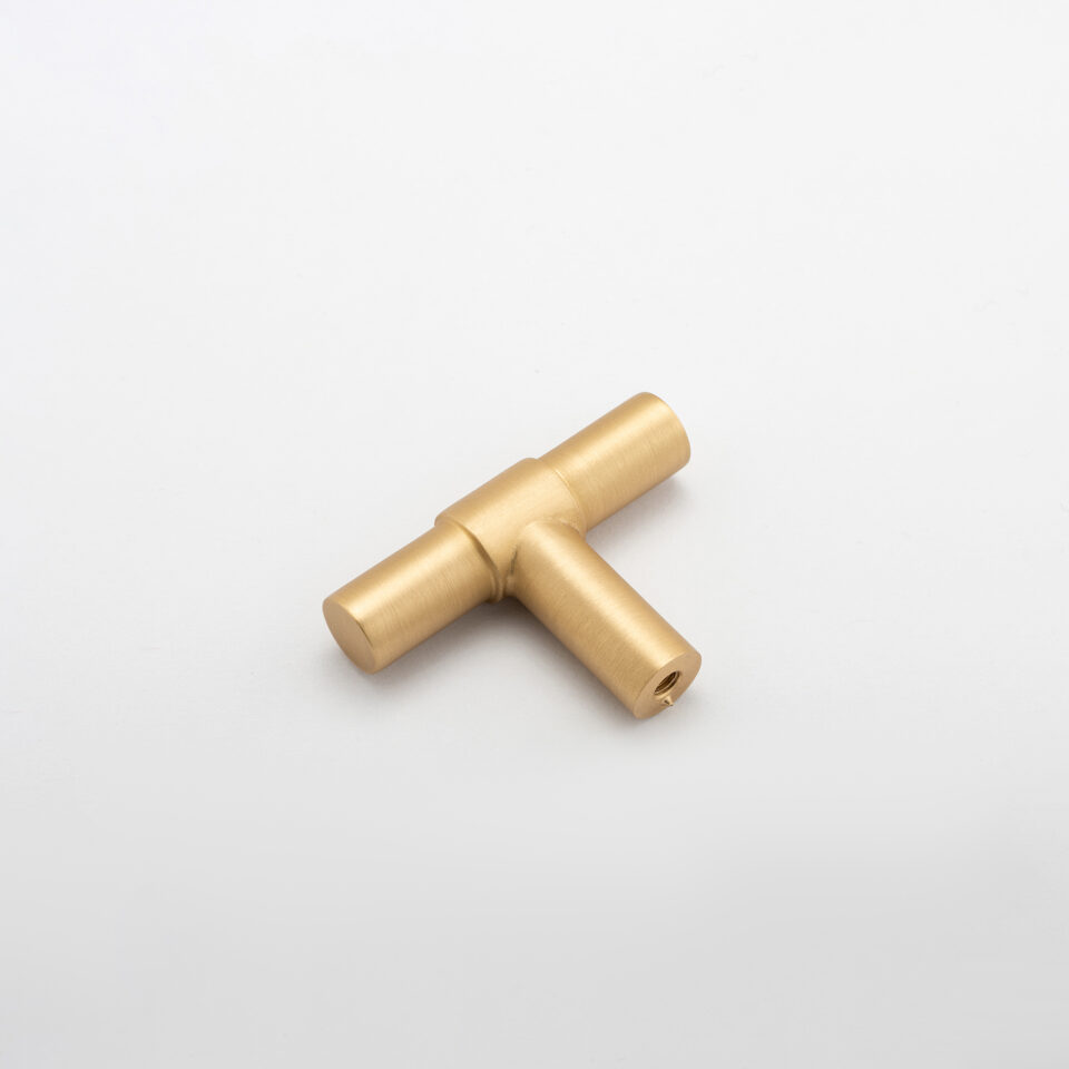 20986 - Helsinki T Cabinet Pull - Brushed Brass