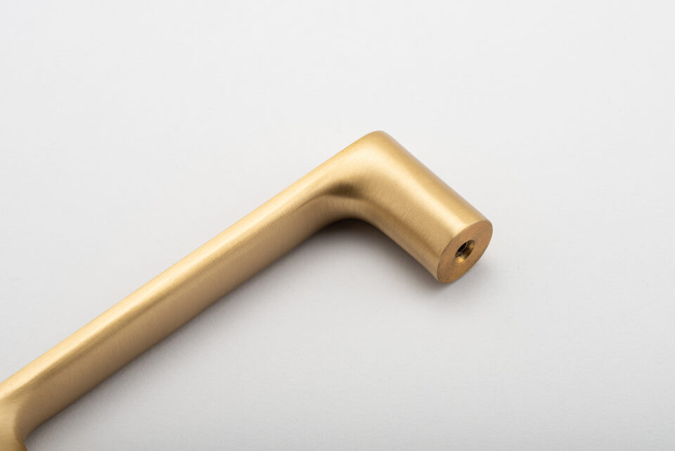 20976B - Osaka Cabinet Pull with Backplate - CTC256mm - Brushed Brass