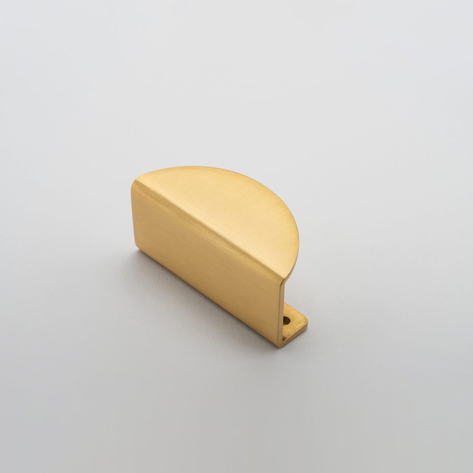 20936 - Osaka Lip Drawer Pull - Brushed Brass