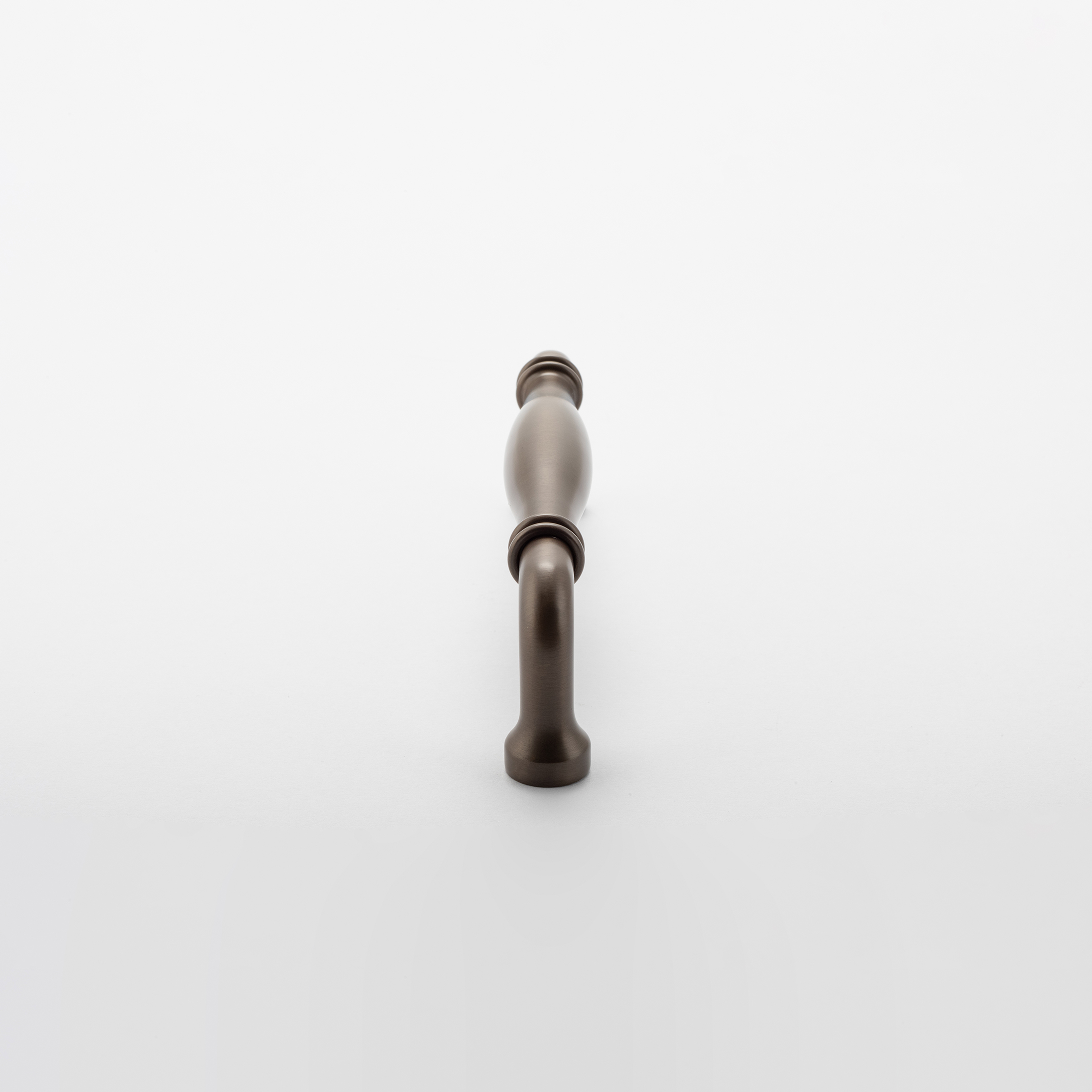 21101B - Sarlat Cabinet Pull with Backplate - CTC450mm - Signature Brass