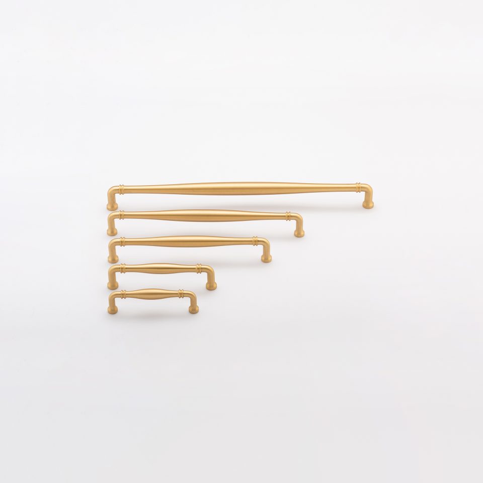 21096B - Sarlat Cabinet Pull with Backplate - CTC320mm - Brushed Brass