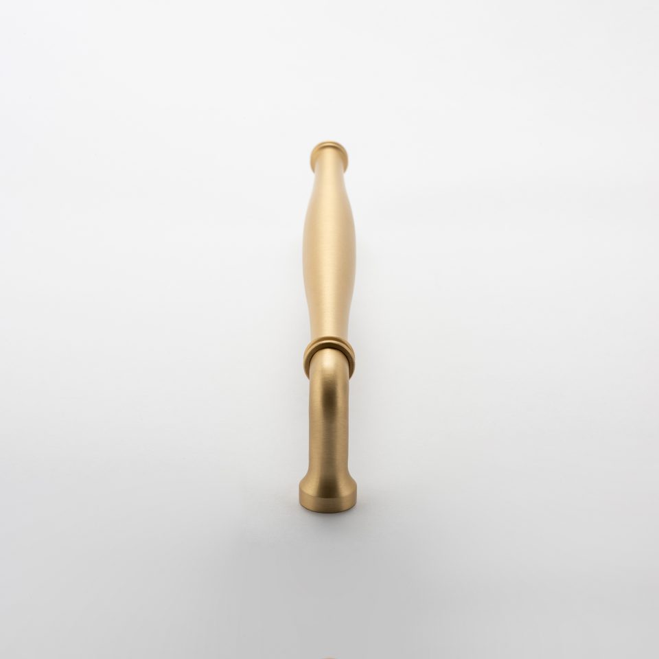 21076B - Sarlat Cabinet Pull with Backplate - CTC160mm - Brushed Brass