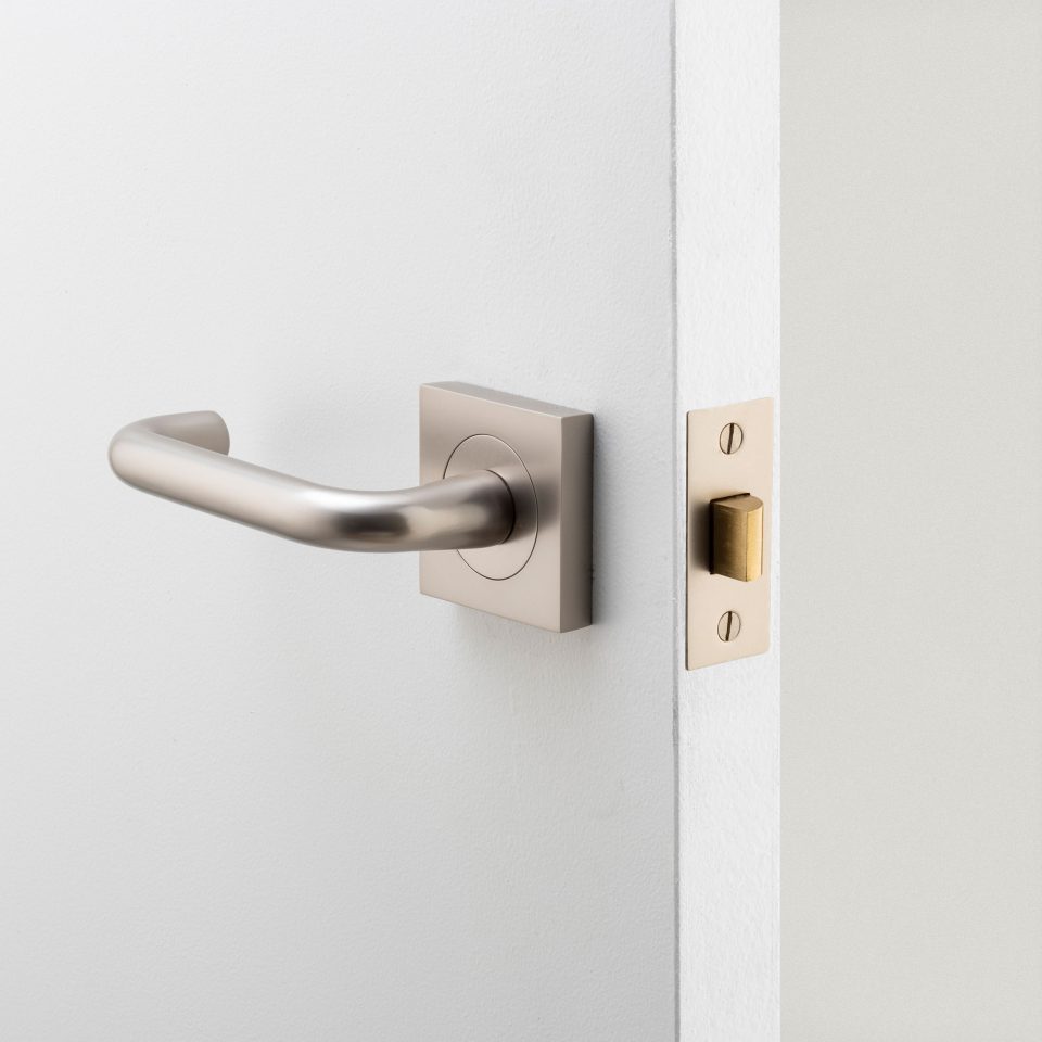 20368 - Oslo Lever - Square Rose - Polished Nickel - Passage