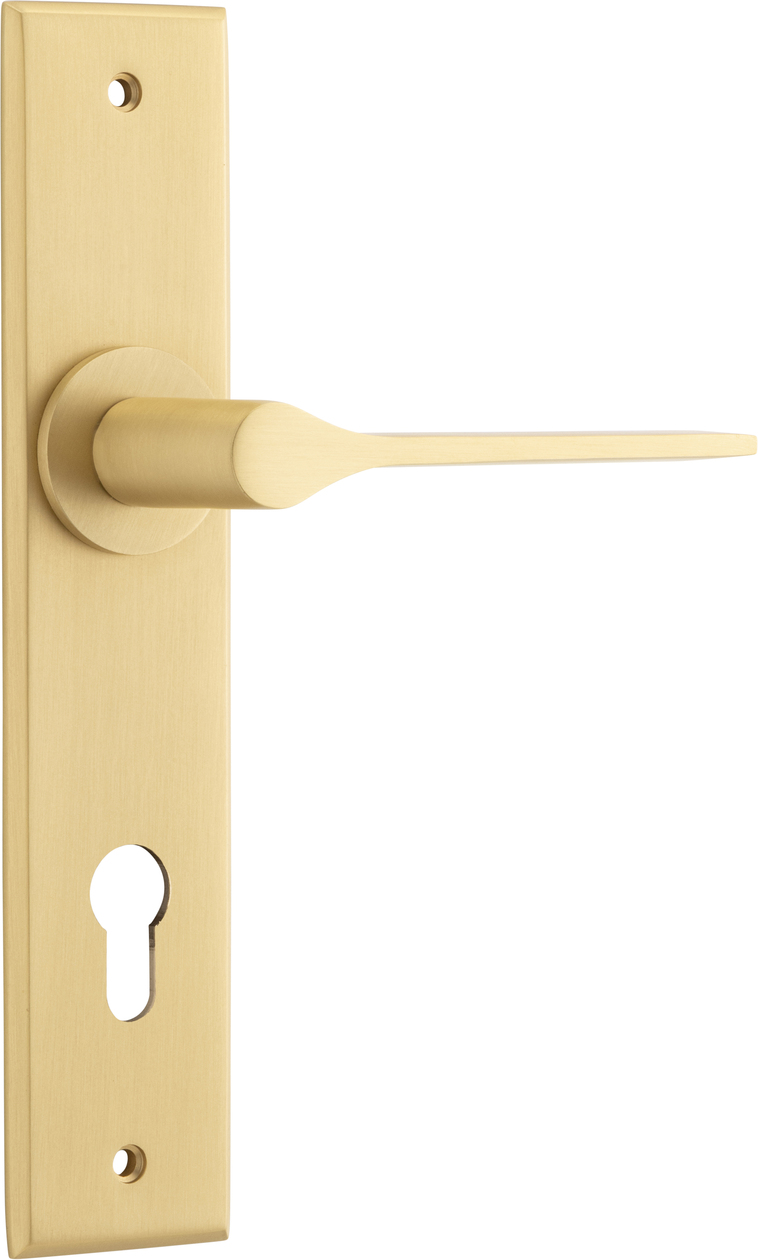 15258E85 - Como Lever - Chamfered Backplate - Brushed Brass - Entrance
