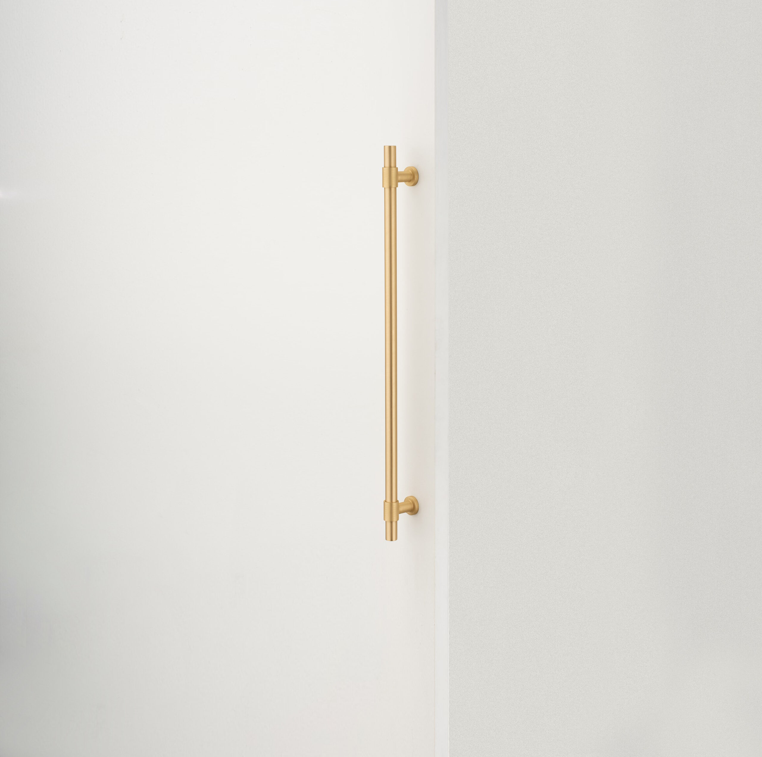 17148 - Helsinki Pull Handle  - 600mm - Brushed Gold PVD